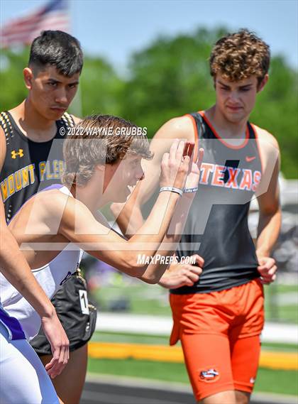 Thumbnail 2 in UIL 15 5A District Meet photogallery.