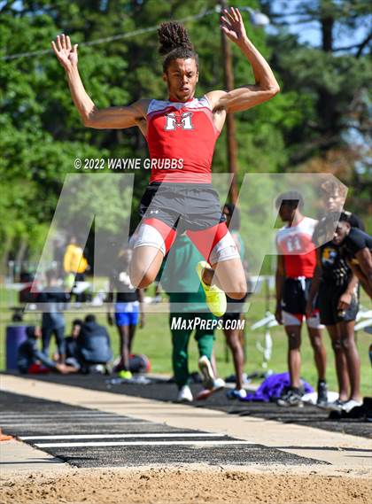Thumbnail 3 in UIL 15 5A District Meet photogallery.