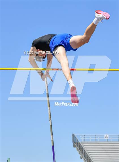 Thumbnail 3 in UIL 15 5A District Meet photogallery.