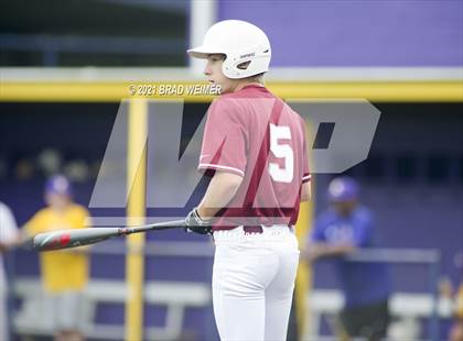 Thumbnail 3 in E.D. White @ Lutcher photogallery.