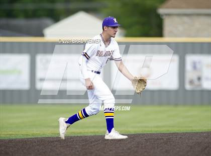Thumbnail 2 in E.D. White @ Lutcher photogallery.