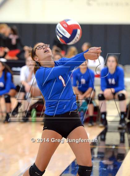 Thumbnail 1 in Tamalpais vs. Cardinal Newman (Nor-Cal Invitational) photogallery.