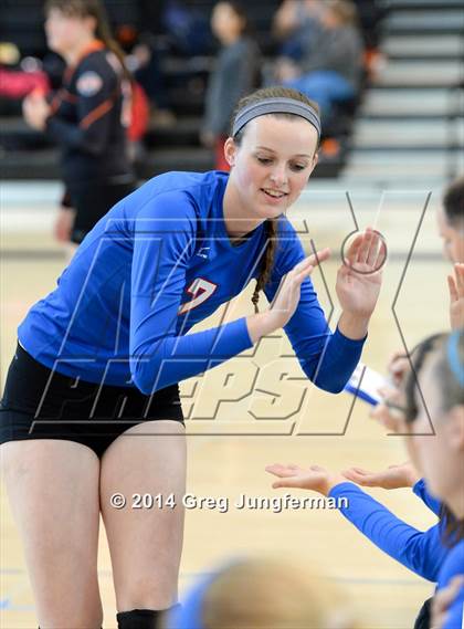 Thumbnail 2 in Tamalpais vs. Cardinal Newman (Nor-Cal Invitational) photogallery.
