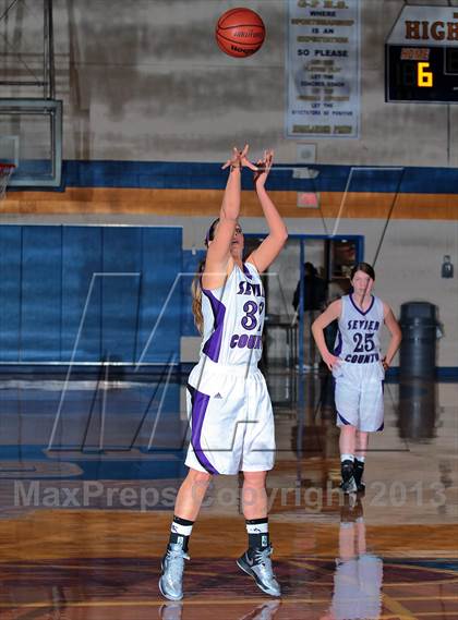 Thumbnail 3 in Sevier County vs Whitwell (Smoky Mountain Classic) photogallery.