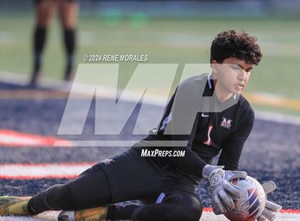 Thumbnail 2 in La Canada vs Maranatha photogallery.