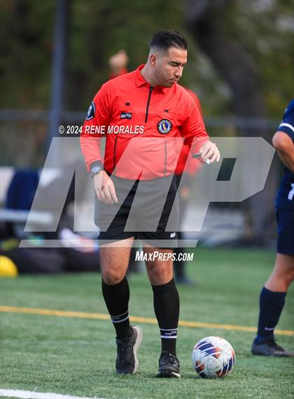 Thumbnail 3 in La Canada vs Maranatha photogallery.
