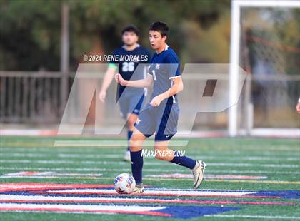 Thumbnail 1 in La Canada vs Maranatha photogallery.