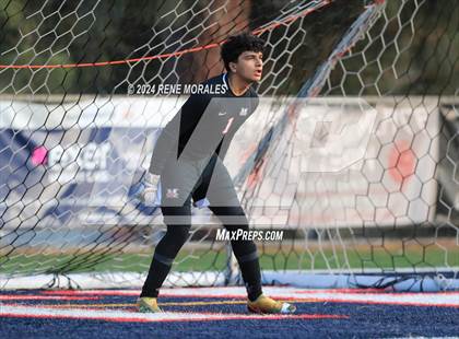 Thumbnail 2 in La Canada vs Maranatha photogallery.