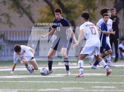 Thumbnail 1 in La Canada vs Maranatha photogallery.