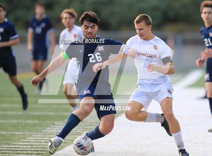 Thumbnail 2 in La Canada vs Maranatha photogallery.