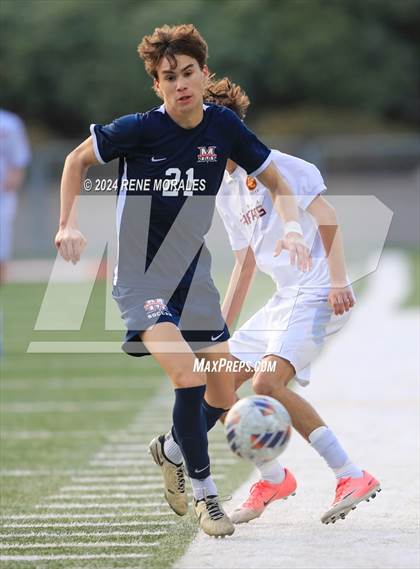Thumbnail 2 in La Canada vs Maranatha photogallery.