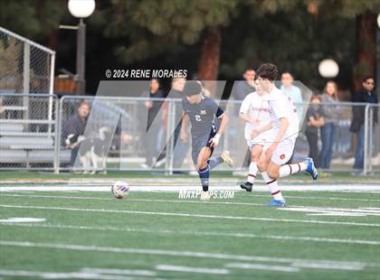 Thumbnail 2 in La Canada vs Maranatha photogallery.