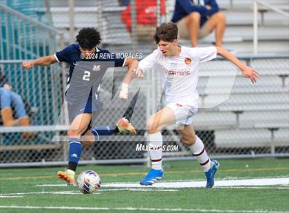 Thumbnail 2 in La Canada vs Maranatha photogallery.