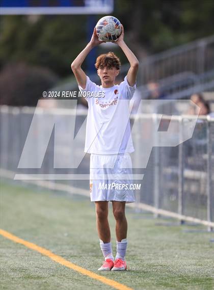 Thumbnail 3 in La Canada vs Maranatha photogallery.