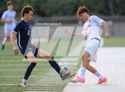 Thumbnail 1 in La Canada vs Maranatha photogallery.