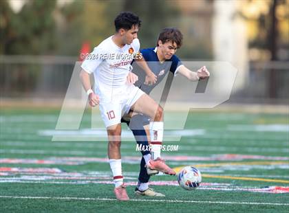Thumbnail 2 in La Canada vs Maranatha photogallery.