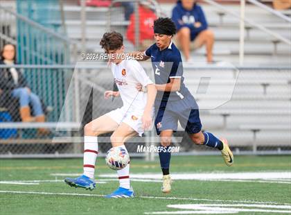 Thumbnail 3 in La Canada vs Maranatha photogallery.