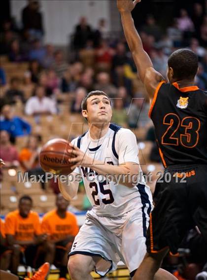 Thumbnail 3 in Brighton vs. Mahar Regional (MIAA Division 2 Final) photogallery.