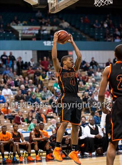 Thumbnail 3 in Brighton vs. Mahar Regional (MIAA Division 2 Final) photogallery.