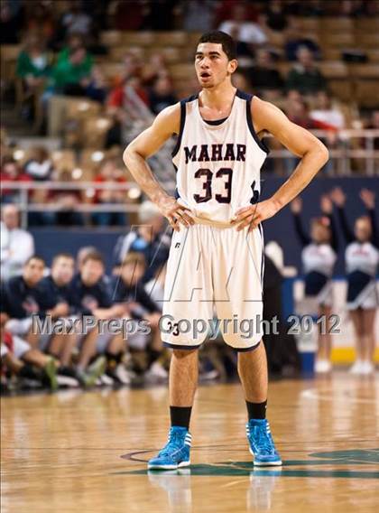 Thumbnail 1 in Brighton vs. Mahar Regional (MIAA Division 2 Final) photogallery.