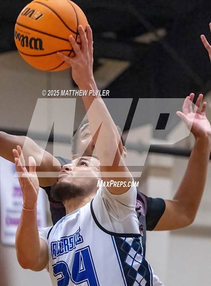 Thumbnail 2 in Living Water Christian vs. Riverside Christian Academy (Veterans Showcase 2025) photogallery.