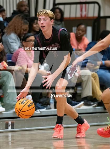 Thumbnail 2 in Living Water Christian vs. Riverside Christian Academy (Veterans Showcase 2025) photogallery.