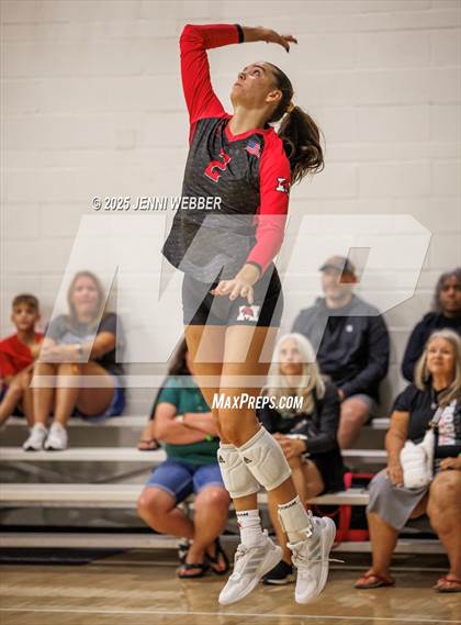 Thumbnail 3 in La Canada vs. Marist (Durango Fall Classic) photogallery.