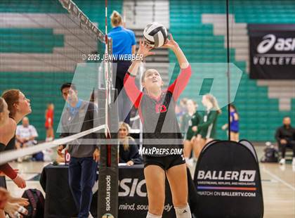 Thumbnail 2 in La Canada vs. Marist (Durango Fall Classic) photogallery.