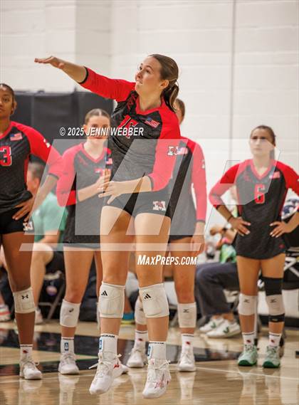 Thumbnail 3 in La Canada vs. Marist (Durango Fall Classic) photogallery.