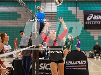 Thumbnail 1 in La Canada vs. Marist (Durango Fall Classic) photogallery.