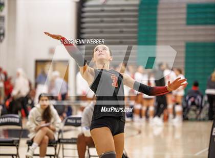 Thumbnail 2 in La Canada vs. Marist (Durango Fall Classic) photogallery.