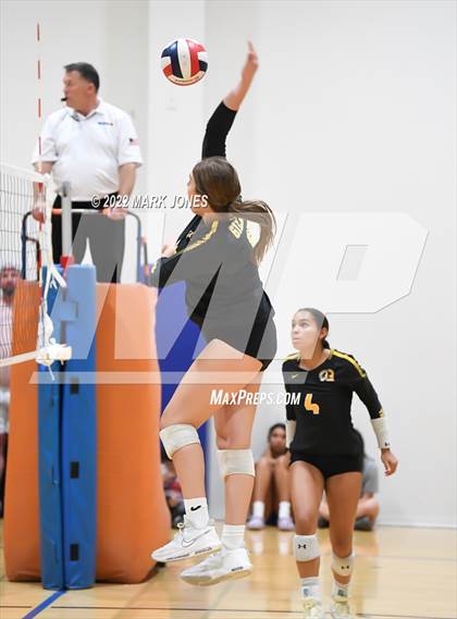 Thumbnail 3 in Hamilton vs. Gilbert (Westwood Tournament of Champions) photogallery.