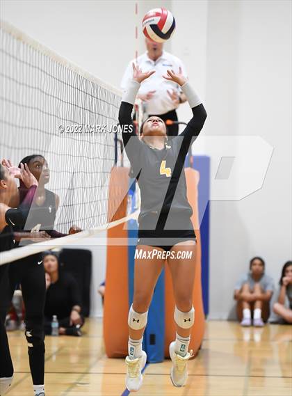 Thumbnail 1 in Hamilton vs. Gilbert (Westwood Tournament of Champions) photogallery.