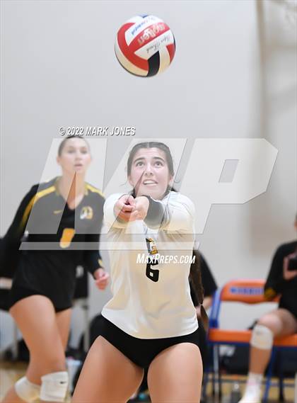 Thumbnail 3 in Hamilton vs. Gilbert (Westwood Tournament of Champions) photogallery.