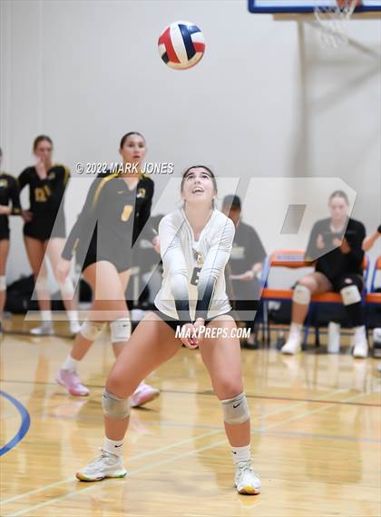 Thumbnail 2 in Hamilton vs. Gilbert (Westwood Tournament of Champions) photogallery.