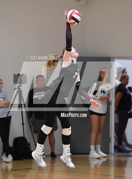 Thumbnail 2 in Hamilton vs. Gilbert (Westwood Tournament of Champions) photogallery.
