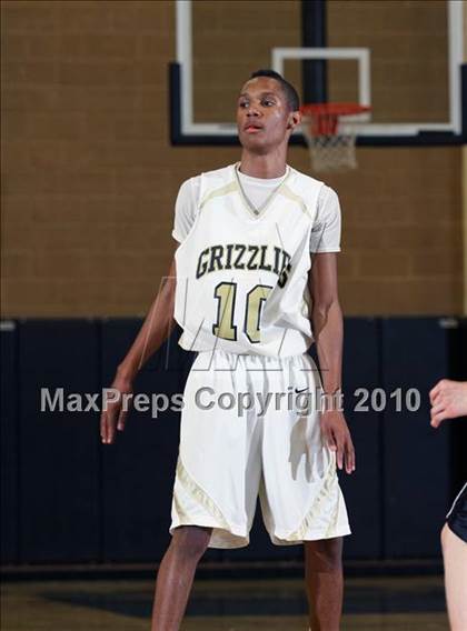 Thumbnail 2 in Bonita vs. Golden Valley (CIF SS Playoffs) photogallery.