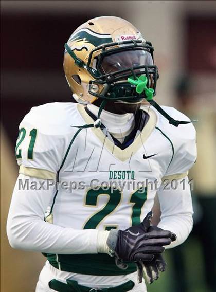 Thumbnail 2 in Skyline vs. DeSoto (5A Division 1 Area Playoff ) photogallery.