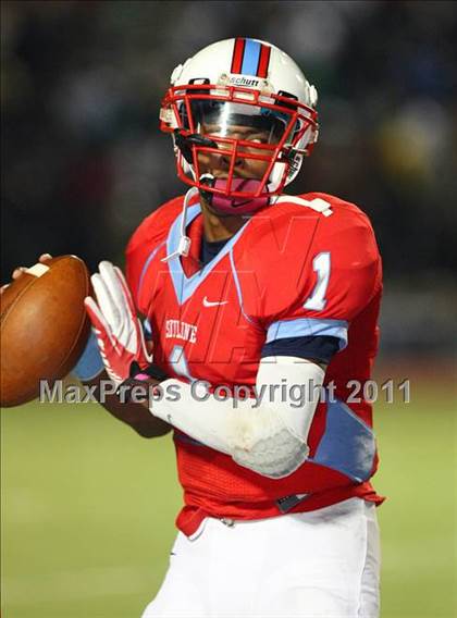 Thumbnail 1 in Skyline vs. DeSoto (5A Division 1 Area Playoff ) photogallery.