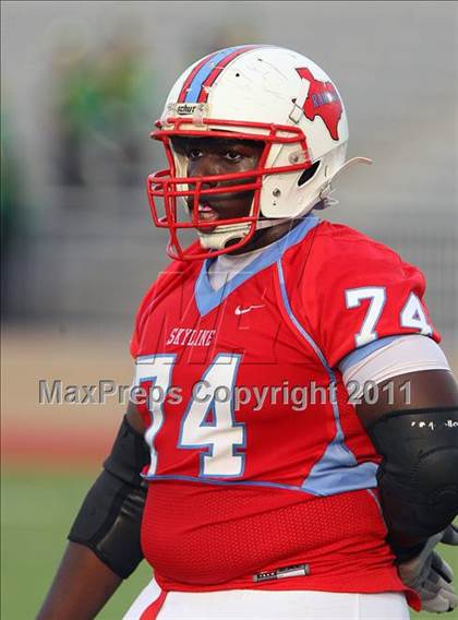 Thumbnail 3 in Skyline vs. DeSoto (5A Division 1 Area Playoff ) photogallery.
