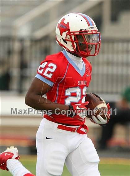 Thumbnail 1 in Skyline vs. DeSoto (5A Division 1 Area Playoff ) photogallery.