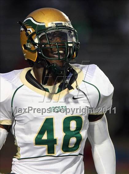 Thumbnail 3 in Skyline vs. DeSoto (5A Division 1 Area Playoff ) photogallery.