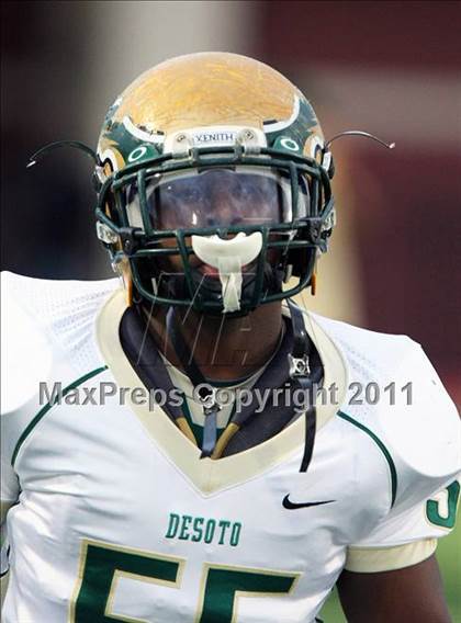 Thumbnail 1 in Skyline vs. DeSoto (5A Division 1 Area Playoff ) photogallery.
