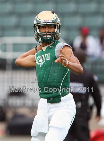 Thumbnail 3 in Skyline vs. DeSoto (5A Division 1 Area Playoff ) photogallery.