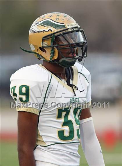 Thumbnail 1 in Skyline vs. DeSoto (5A Division 1 Area Playoff ) photogallery.