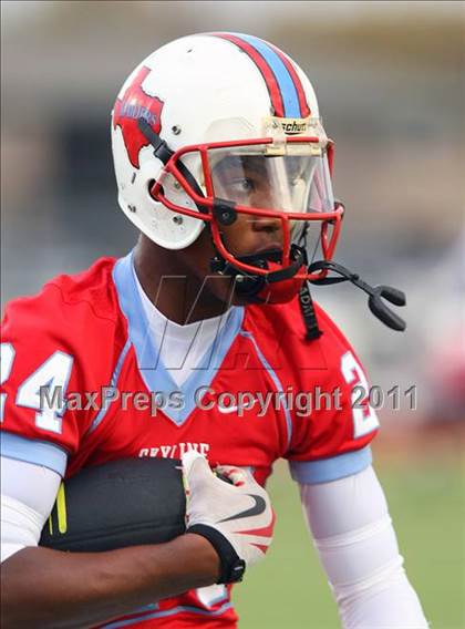 Thumbnail 2 in Skyline vs. DeSoto (5A Division 1 Area Playoff ) photogallery.