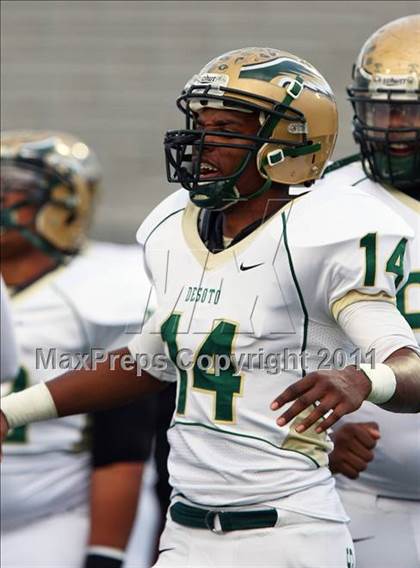 Thumbnail 3 in Skyline vs. DeSoto (5A Division 1 Area Playoff ) photogallery.