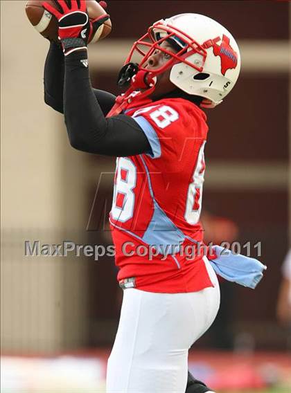 Thumbnail 3 in Skyline vs. DeSoto (5A Division 1 Area Playoff ) photogallery.