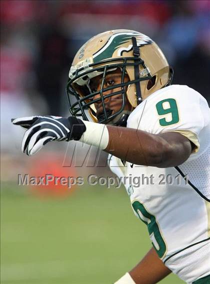Thumbnail 3 in Skyline vs. DeSoto (5A Division 1 Area Playoff ) photogallery.