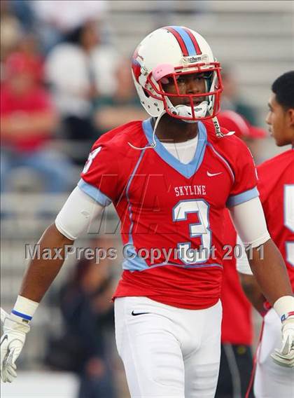 Thumbnail 1 in Skyline vs. DeSoto (5A Division 1 Area Playoff ) photogallery.